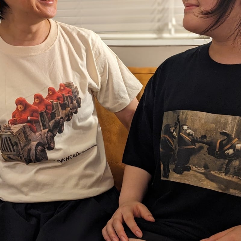 ☆「JUNK HEAD」マルギータのグルメツアーTシャツ（薄ベージュ