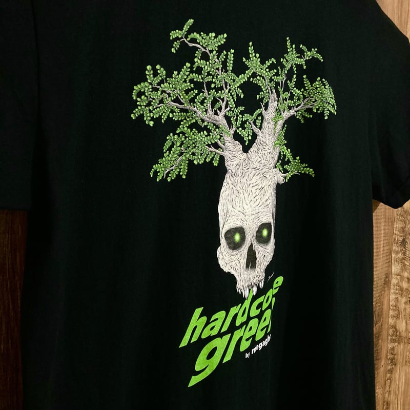 パキプス | MEGA GHOST