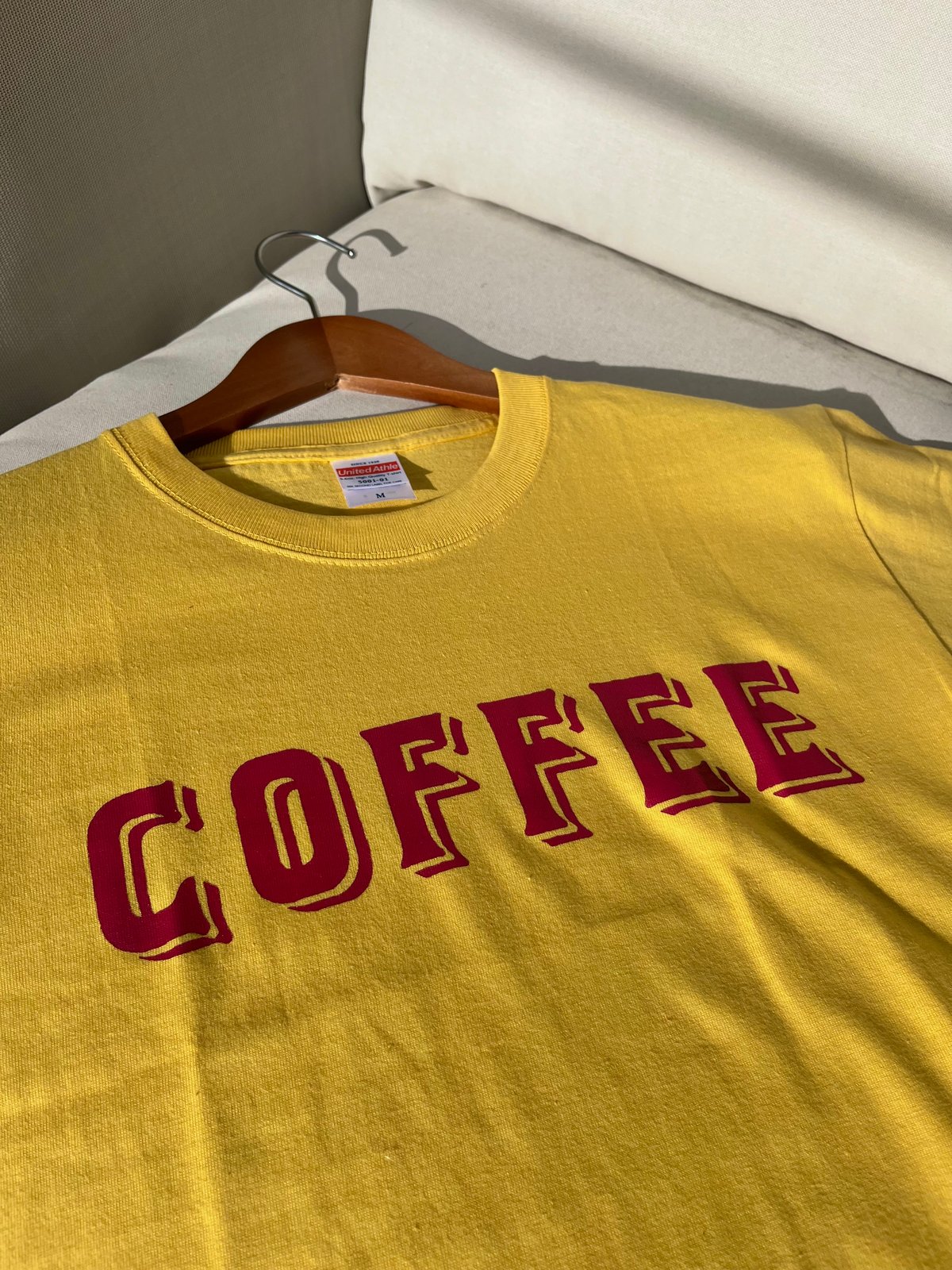 CLOTH & CROSS【COFFEE】 ロゴTシャツ （オリーブ） CLOTH & CROSS【COFFEE】 ロゴTシャツ （オリーブ） CLOTH