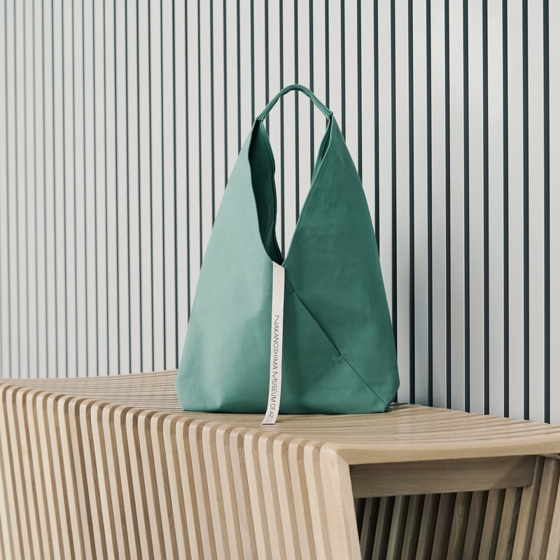 Azuma Bukuro | 大阪中之島美術館(限定カラー) | 大阪中之島美術館