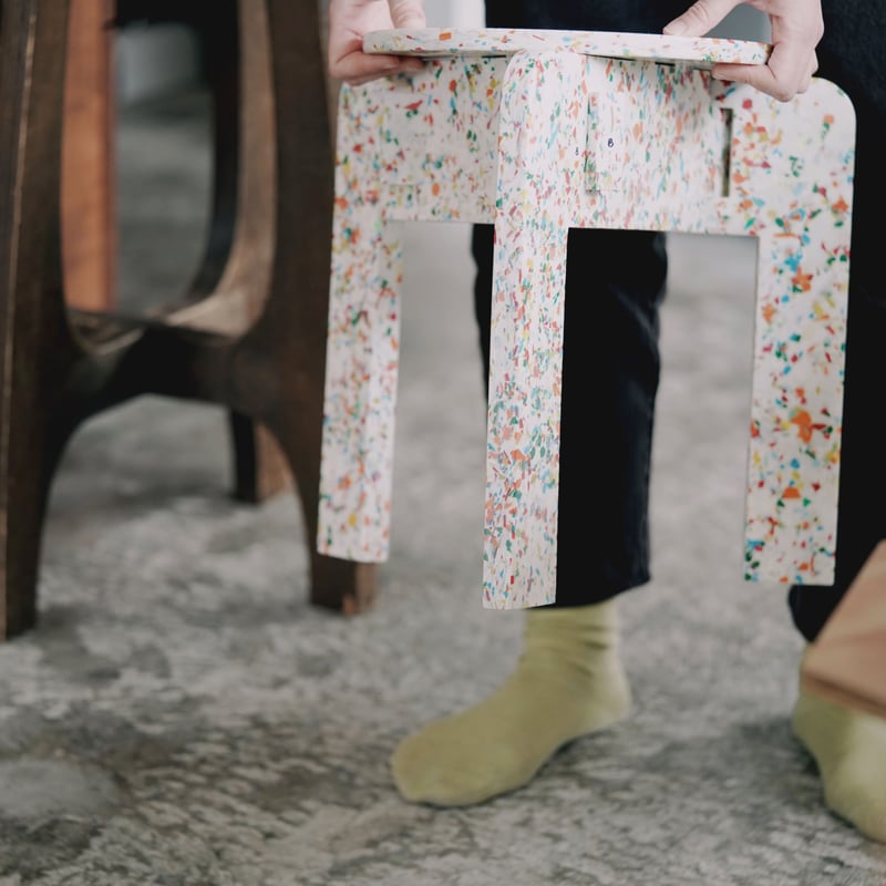 STREET STOOL (Terra)組み立て前｜Mãi | 大阪中之島美術館