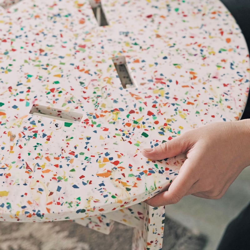 STREET TABLE (Terra)組み立て前｜Mãi | 大阪中之島美術館ミュージアム