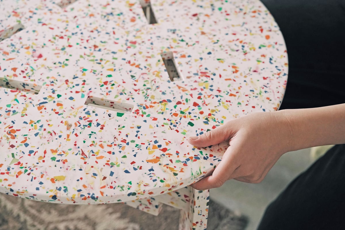 STREET TABLE (Terra)組み立て前｜Mãi | 大阪中之島美術館ミュージアム