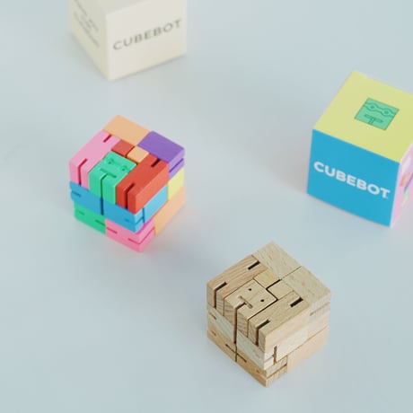 Cubebot｜AREAWEAR