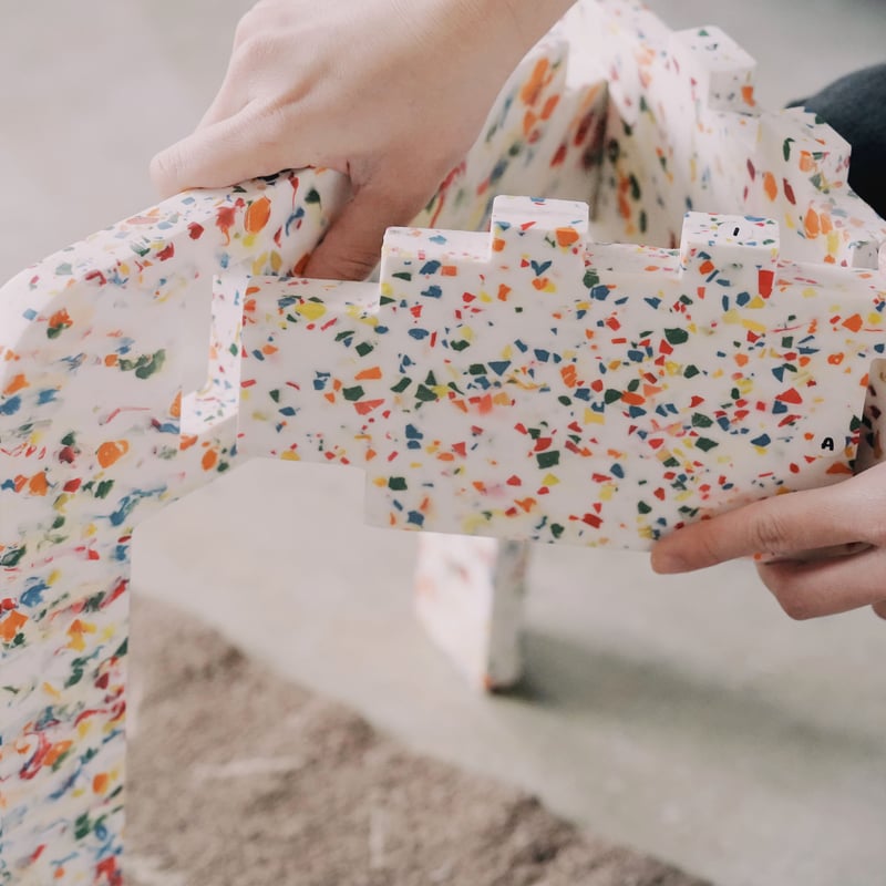 STREET STOOL (Terra)組み立て前｜Mãi | 大阪中之島美術館ミュージアム