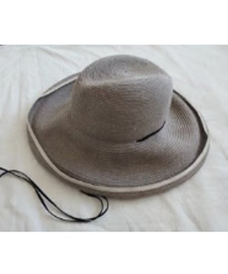 Lau (size1)