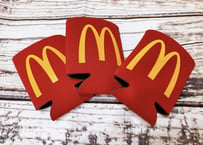 マクドナルドグッズ　クージー　マックロゴ