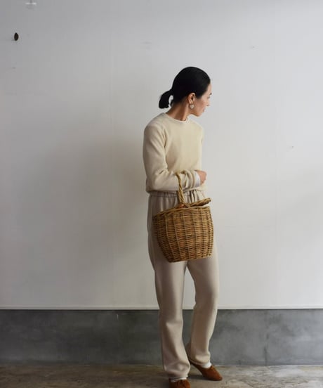 Nikki ESSENTIAL PIECES/CASHMERE SILK RIB CREWNECK