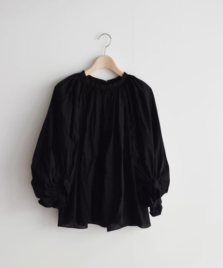 R&D.M.CO/GATHER SMOCK