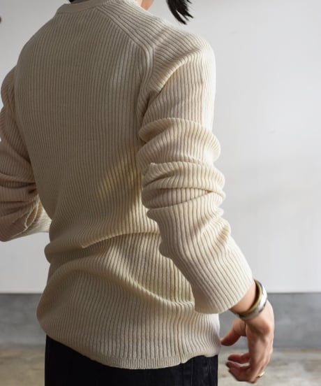 Nikki ESSENTIAL PIECES/CASHMERE SILK RIB CREWNECK