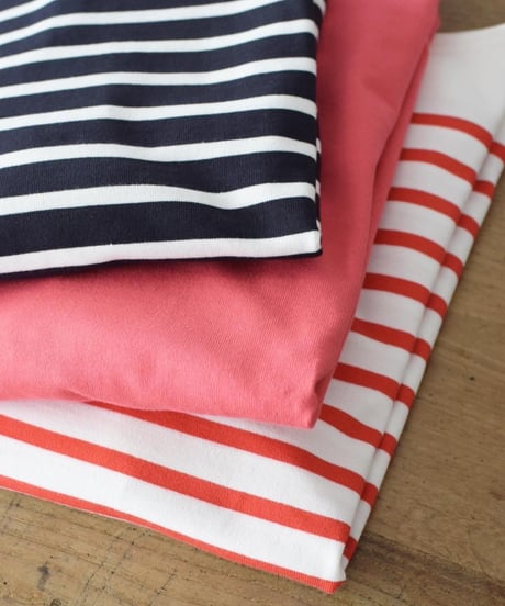 OUTIL/TRICOT AAST