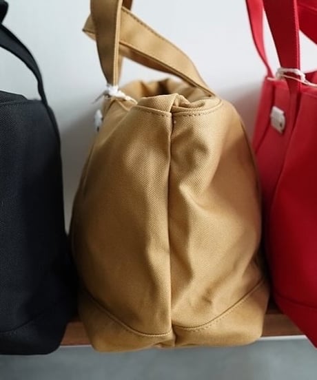 R&D.M.CO/TOTE BAG ファスナー付