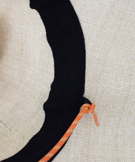 R&D.M.CO/PAPER HAT