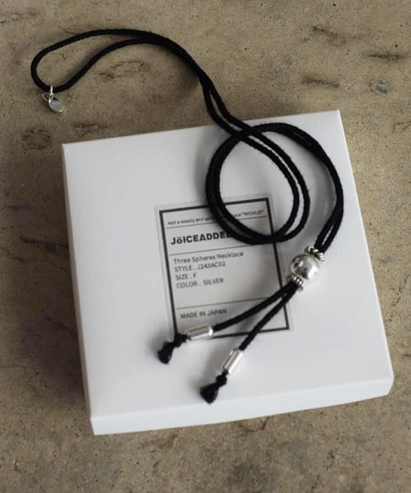 JoICEADDED/ONE SPHERES NECKLACE