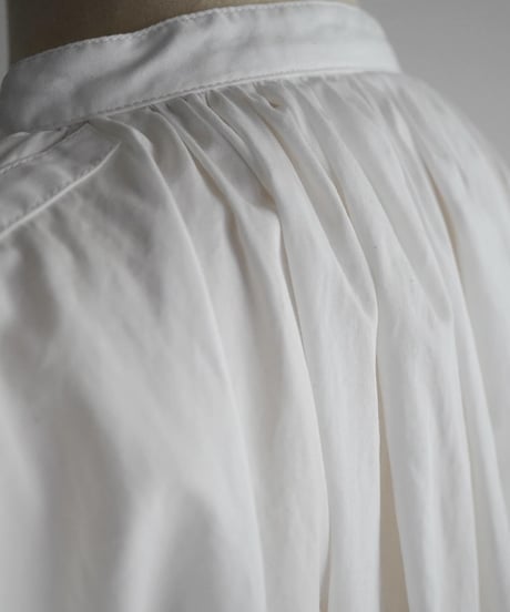 OUTIL/ROBE DOYE