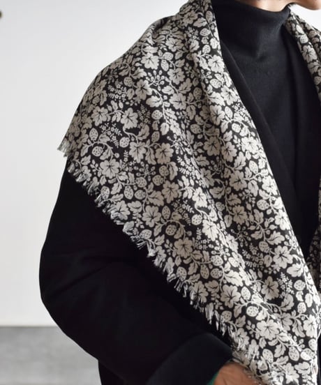 R&D.M.CO/WILDBERRY GAUZE SHAUL