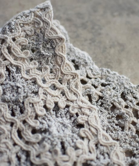 JOICEADDED/EMBROIDERED KNITTED VEST