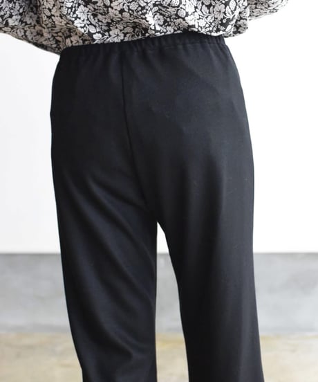 Ｒ&D.M.CO/MIDDLESMOOTH TIGHT PANTS