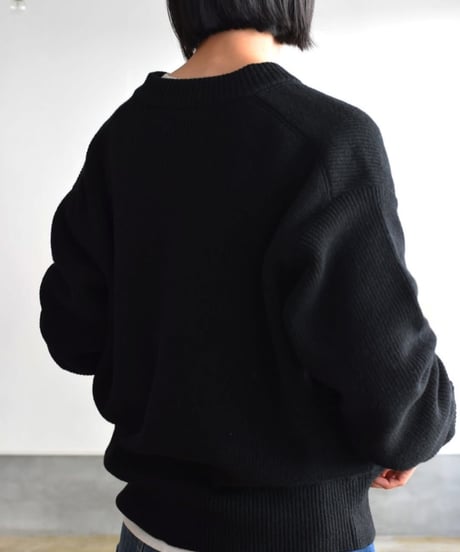 Nikki ESSENTIAL PIACES/YAK WASHI V-NECK