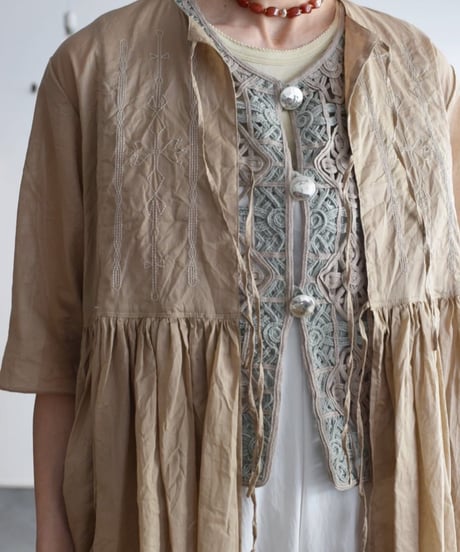 JOICEADDED/BLOOM GEOMETRY BLOUSE