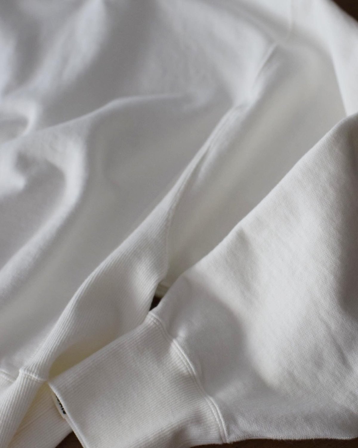 Oblada/ROBIN SWEAT | ALCOT