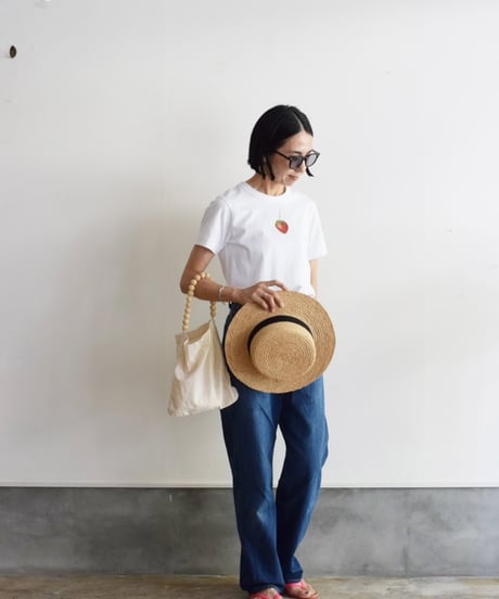 R&D.M.CO/HAND PICKED STRAWBERRY TEE