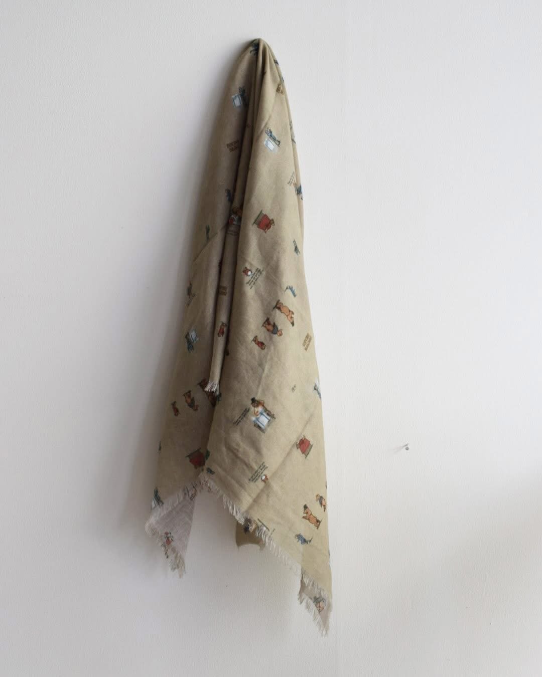 【新品・未開封】R&D.M.Co- BROWN BEARS SILKSCARF 新品・未開封】R&D.M.Co- BROWN BEARS SILKSCARF