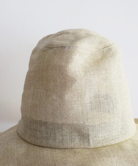 R&D.M.CO/PAPER HAT