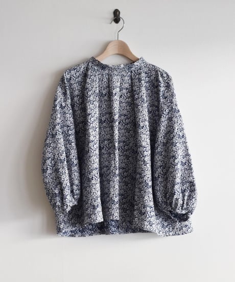 R&D.M.CO- LITTLE WILD BERRY SMOCK BLOUS