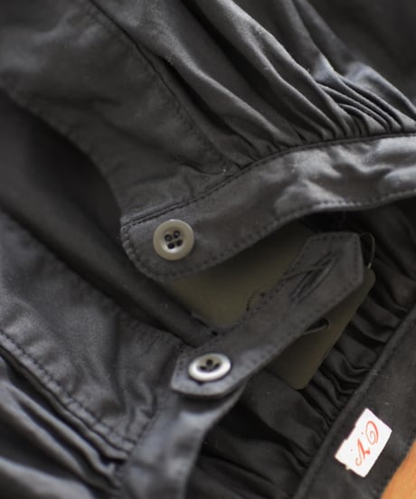OUTIL/ROBE DOYE