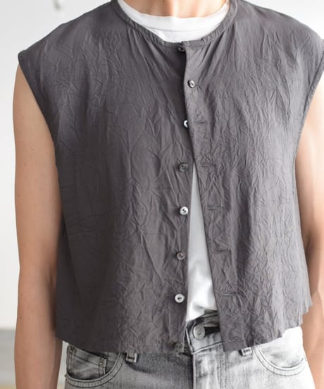 JOICEADDED/WRINKLED SLEEVE LESS SHIRT