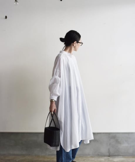 SOIL/BANDED COLLAR GATHERED SHIRT DRESS