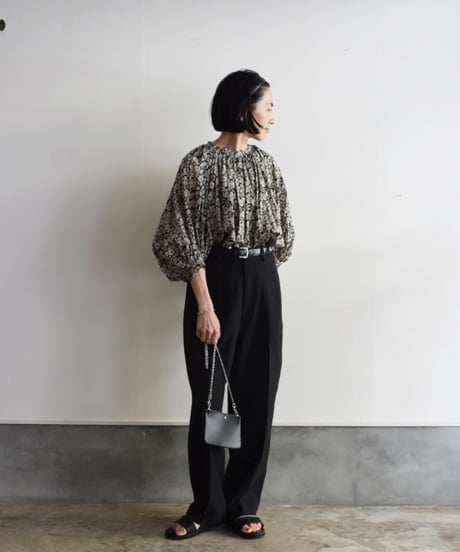 R&D.M.CO/W.B GATHER SMOCK