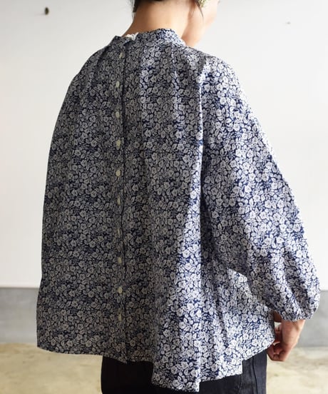 R&D.M.CO- LITTLE WILD BERRY SMOCK BLOUS