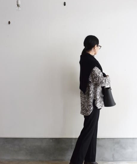 Ｒ&D.M.CO/MIDDLESMOOTH TIGHT PANTS