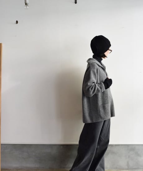 NiKKI ESSENTIAL PIECES/ALL YAK BEANIE
