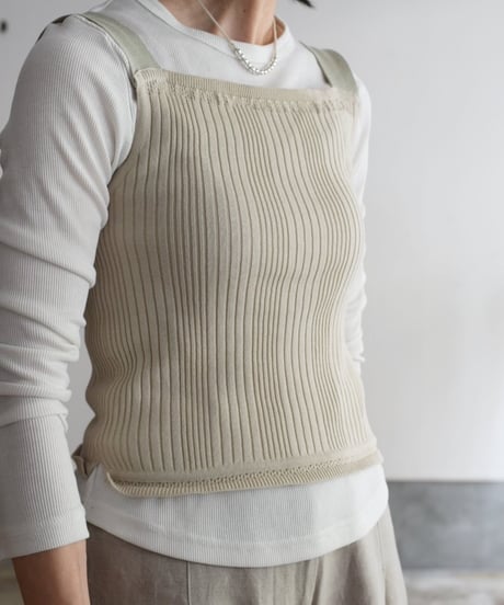 JOICEADDED/SUBTLE ACCEN CAMISOLE TOP