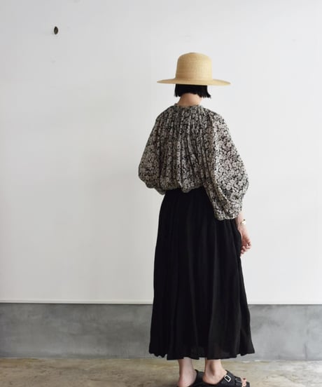 R&D.M.CO/LINEN HENP GAUZE GATHER LONG SKIRT