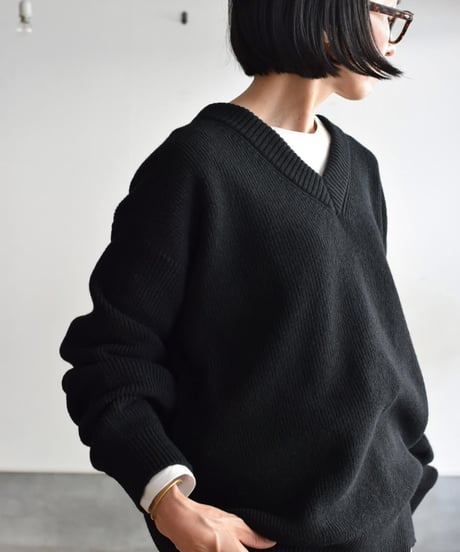 Nikki ESSENTIAL PIACES/YAK WASHI V-NECK