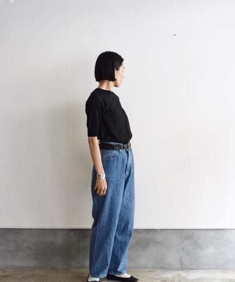 R&D.M.CO- BACK BUTTON HALF SLEEVE