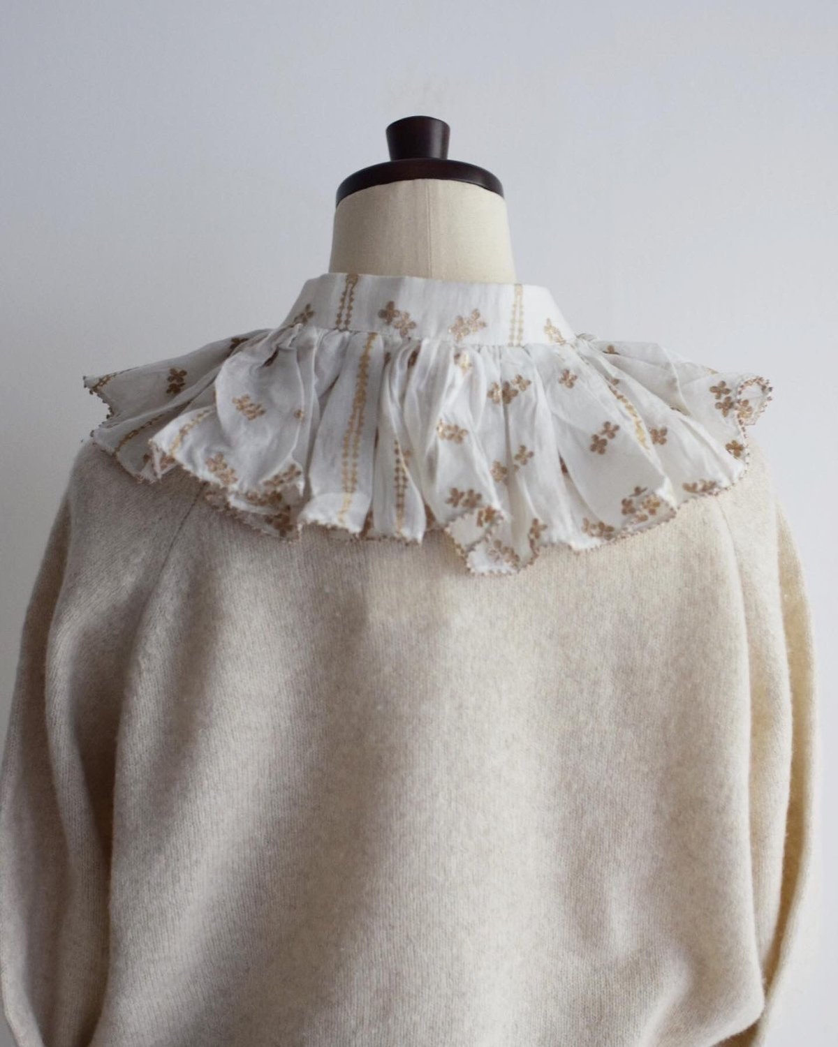 BUNON 付け襟 BUNON Khadi Silk Tuck Ruffle Collar