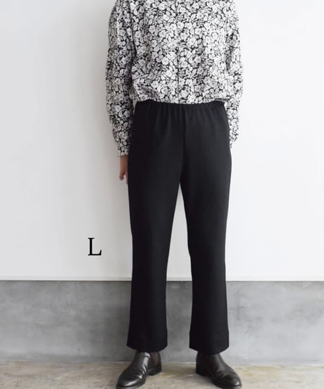 Ｒ&D.M.CO/MIDDLESMOOTH TIGHT PANTS