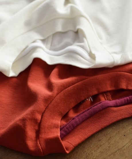 Nikli  ESSENTIAL PIECES/SUPER TWIST CIRCULAR RIB TRIM TSHIRT