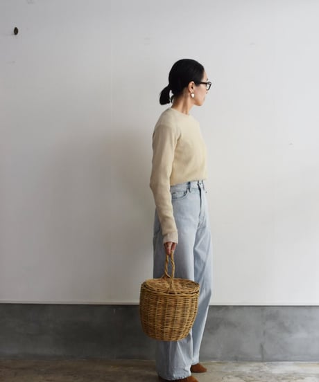 Nikki ESSENTIAL PIECES/CASHMERE SILK RIB CREWNECK