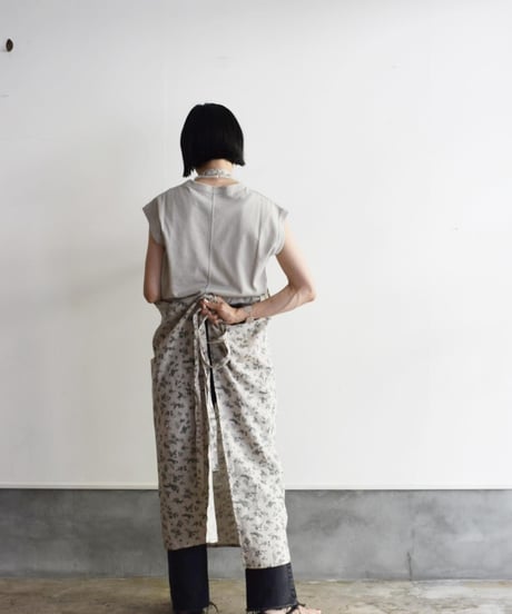 R&D.M.CO/GARDEN APRON