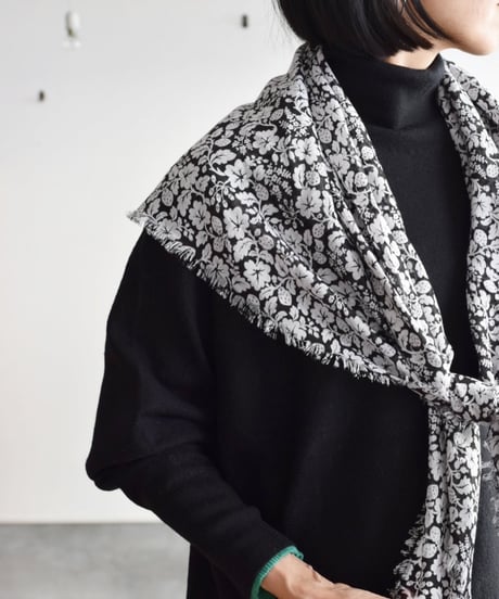 R&D.M.CO/WILDBERRY GAUZE SHAUL