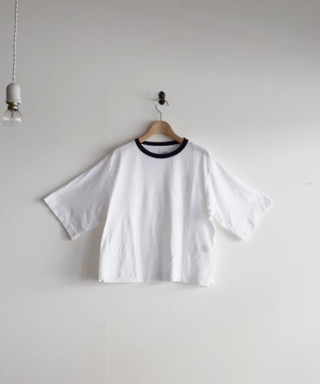 Nikki ESSENTIAL PIECES/SUVIN GOLD CREW NECK T-SHIRT