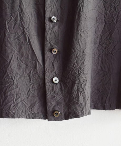 JOICEADDED/WRINKLED SLEEVE LESS SHIRT