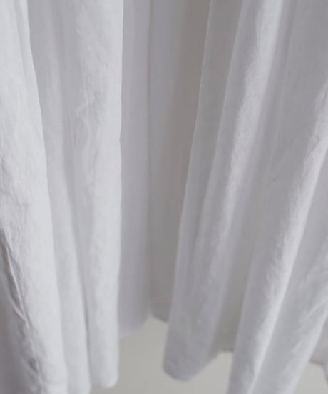 maison de soil/ORGANIC VOILE PLANE INVERTED PLEAT DRESS