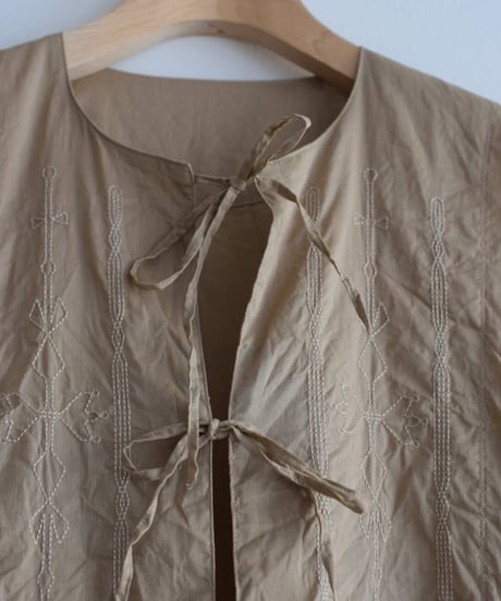 JOICEADDED/BLOOM GEOMETRY BLOUSE